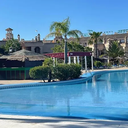 Magnifico 2 Plantas 110 M,con 3 Piscinas 度假居 圣费尔南多
